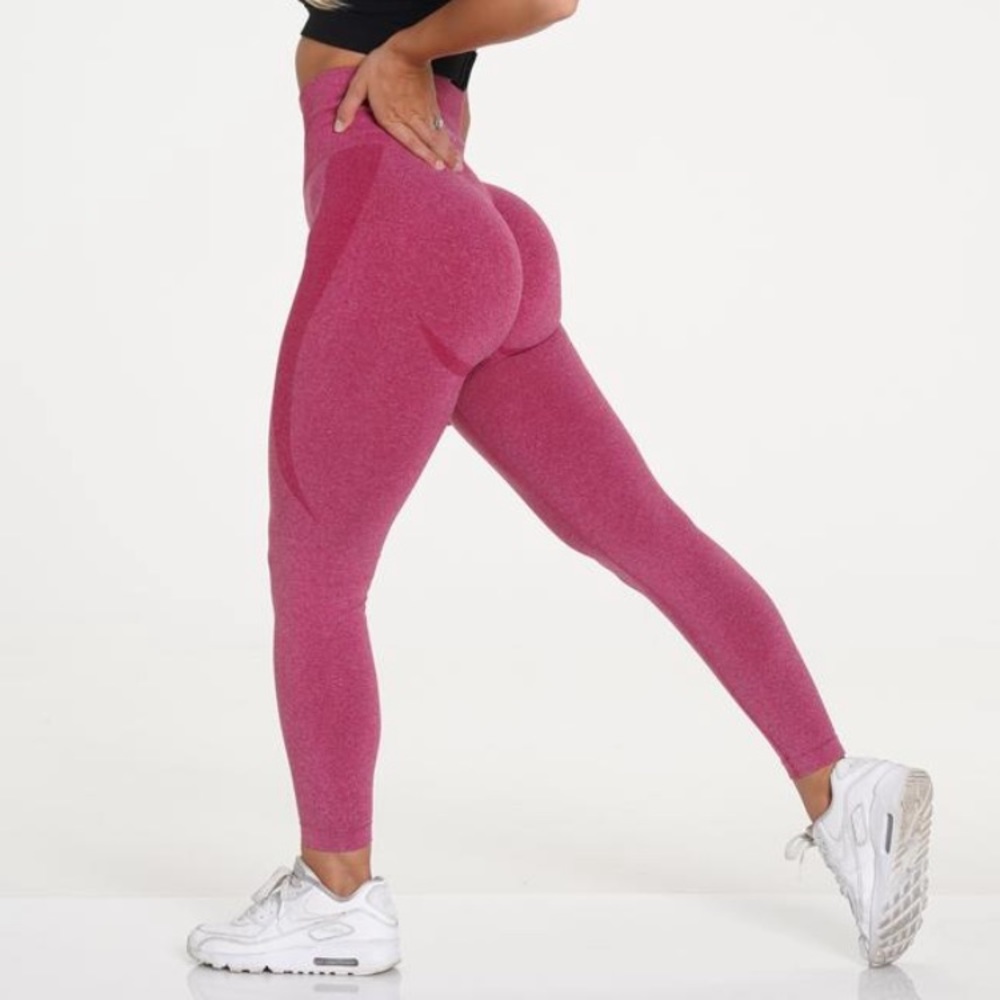 NVGTN Crimson Seamless Leggings